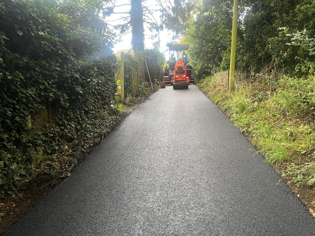 Tarmac road resurfacing in hemel hempstead